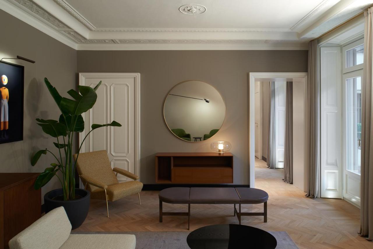 Amabilia Suites Милано Екстериор снимка