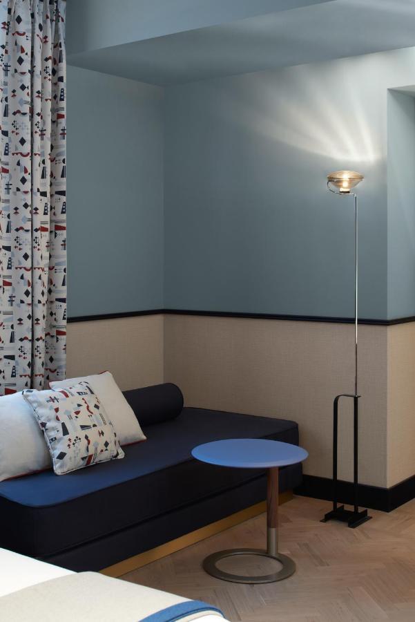 Amabilia Suites Милано Екстериор снимка