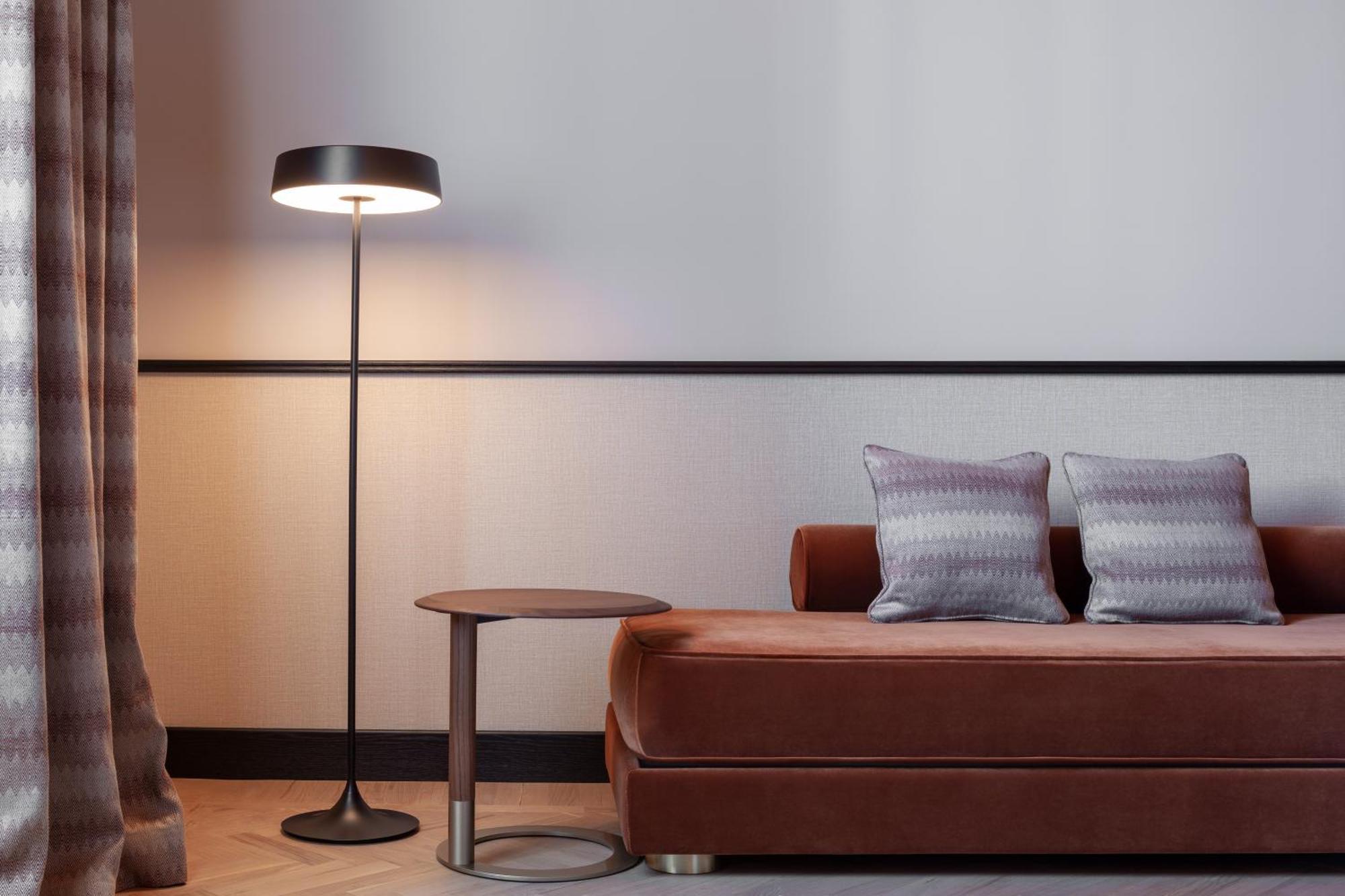 Amabilia Suites Милано Екстериор снимка